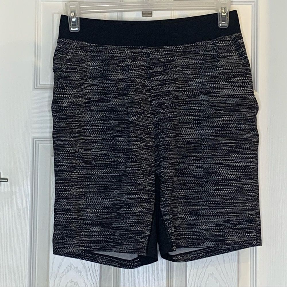 Lululemon T.H.E. Short Linerless 9" All Court Texture shorts Size Medium
